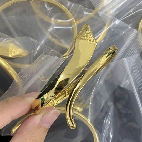 Prada bracelet 06lyh29